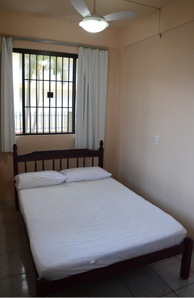 Apartpousada Residencial Dos Reis Sao Francisco do Sul Eksteriør billede